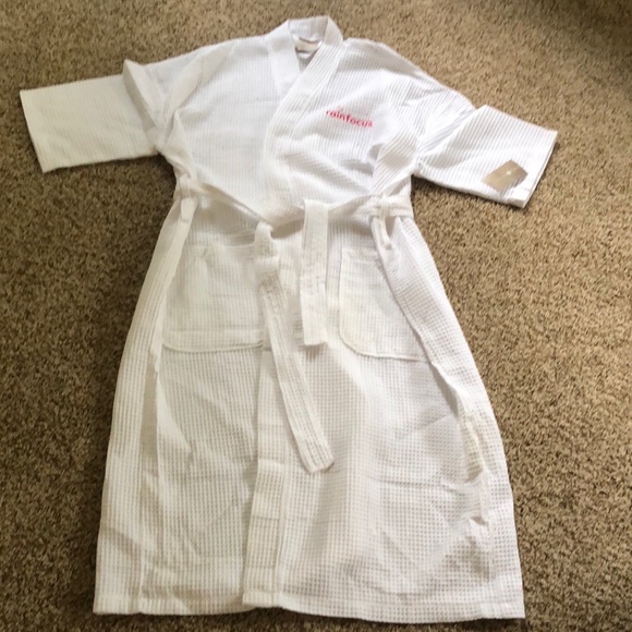 Monarch Cypress Waffle Weave, 3/4 Sleeve, Lightweight White Unisex Robe, NWT - Picture 1 of 14